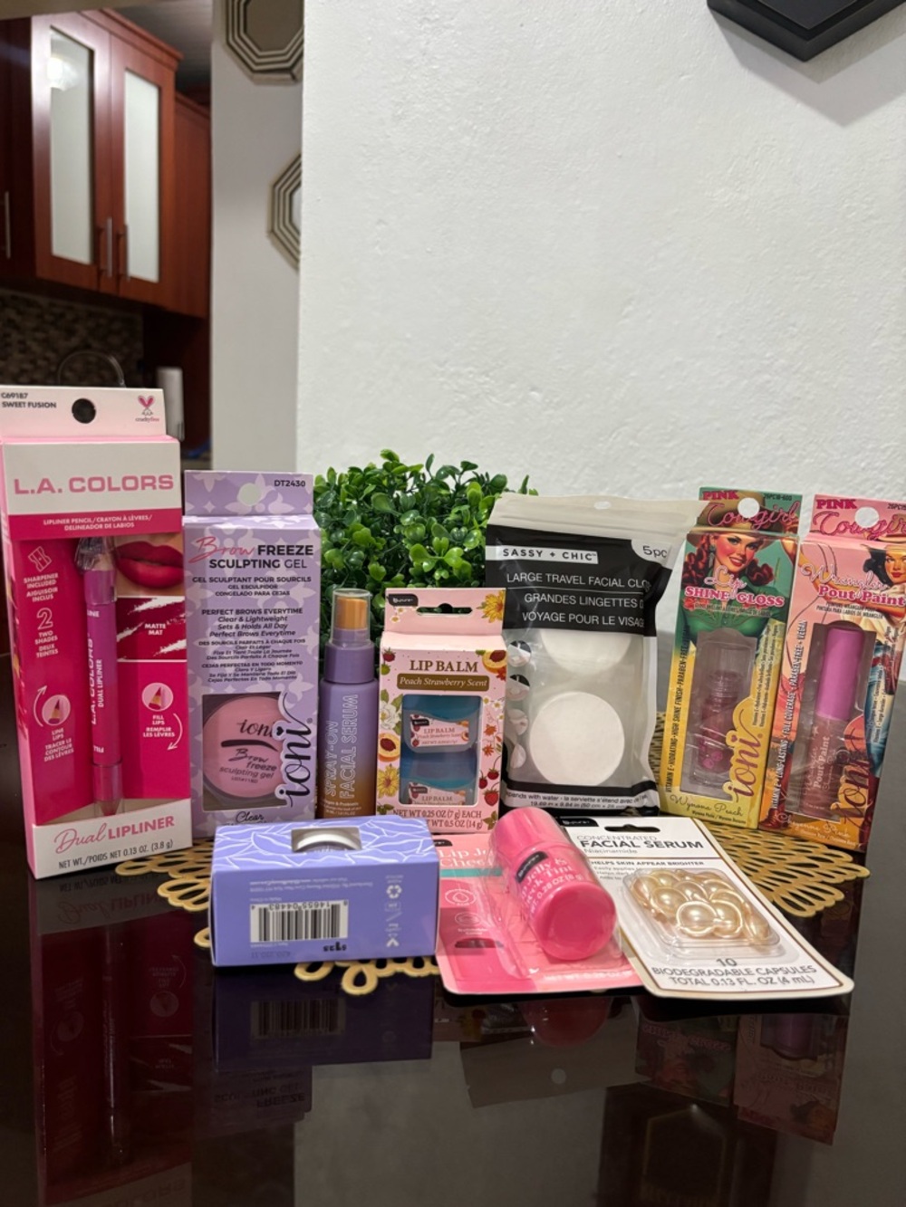 10 Pieces Beauty Bundle Ioni Cosmetics, B Pure, La colors & More